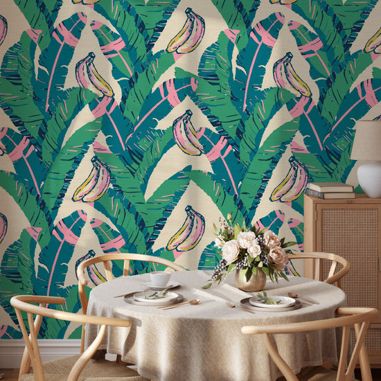 printed grasscloth wallpaper oversized banana leafs vertical stripe bananas Grasscloth Natural Textured Eco-Friendly Non-toxic High-quality Sustainable practices Sustainability Interior Design Wall covering Bold Wallpaper Custom Tailor-made Retro chic Tropical jungle garden botanical food vacation beach kid kitchen dining room restaurant