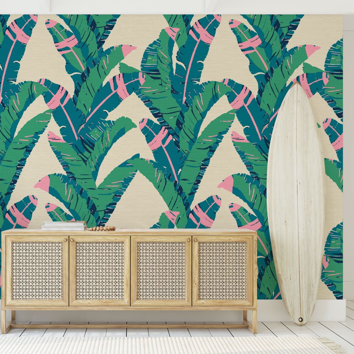 printed grasscloth wallpaper oversized leafs vertical stripe bananas Grasscloth Natural Textured Eco-Friendly Non-toxic High-quality Sustainable practices Sustainability Interior Design Wall covering Bold Wallpaper Custom Tailor-made Retro chic Tropical jungle garden botanical vacation beach kid palm tree leaf oversized green cream neon pink