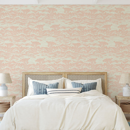 Load image into Gallery viewer, grasscloth printed wallpaper in allover ocean wave print with lots of linear details
