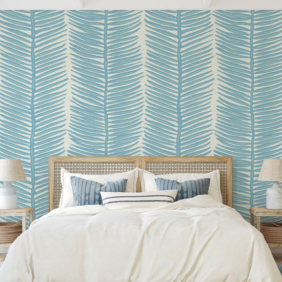 Grasscloth wallpaper Natural Textured Eco-Friendly Non-toxic High-quality  Sustainable Interior Design Bold Custom Tailor-made Retro chic Tropical Jungle Coastal Garden Seaside Seashore Waterfront Vacation home styling Retreat Relaxed beach vibes Beach cottage Shoreline Oceanfront Nautical Cabana preppy palm fern leaf vertical stripe blue teal ocean sky bedroom